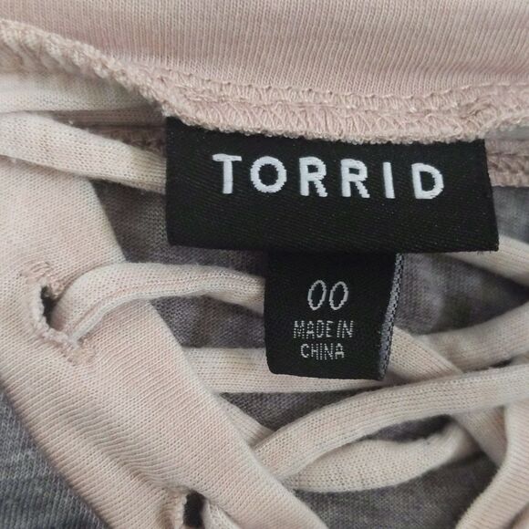 5/$55 Torrid lightweight tee T-shirt, "Be Your Own Kind of Beautiful", L - Picture 5 of 10